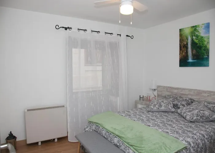 Piso Costureiras Apartment *